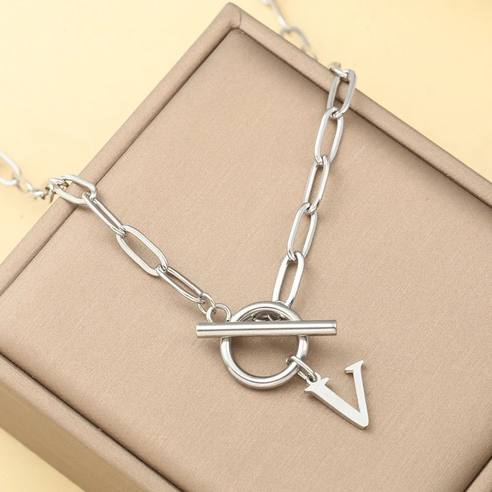 Embelle Initials Ketting  - Luxe Hanger met LoveKnot sluiting
